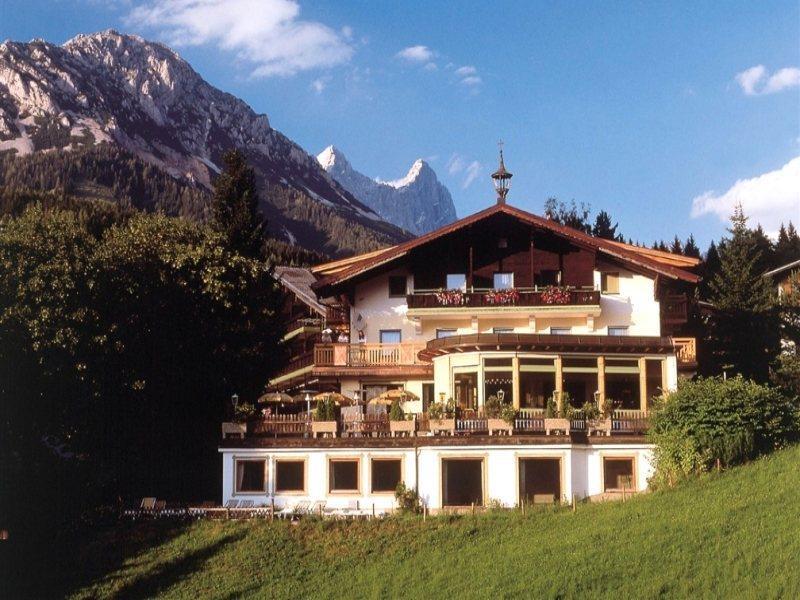 Hotel Alpenkrone Filzmoos Eksteriør bilde