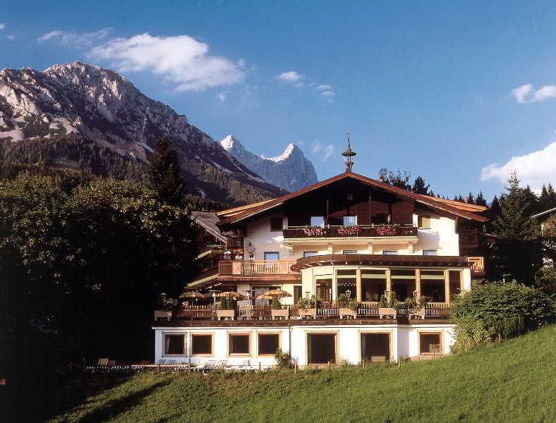 Hotel Alpenkrone Filzmoos Eksteriør bilde