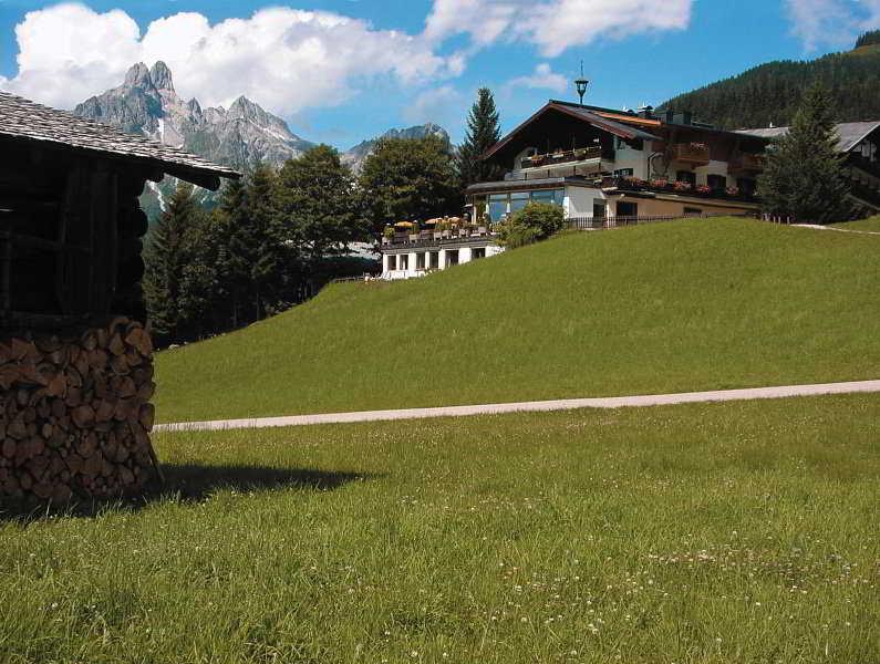 Hotel Alpenkrone Filzmoos Eksteriør bilde