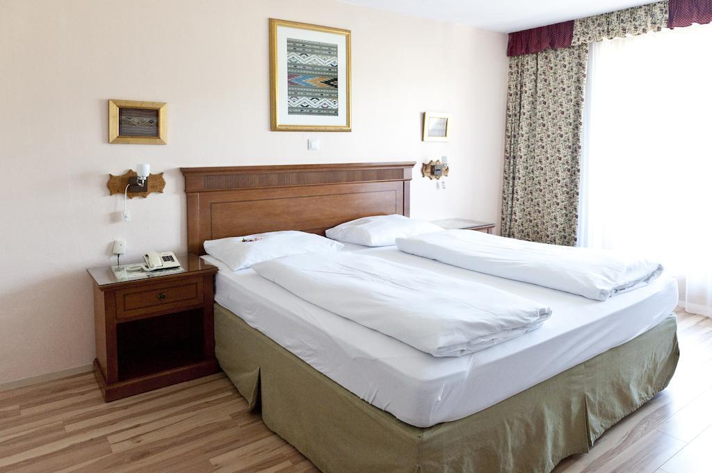 Hotel Alpenkrone Filzmoos Rom bilde
