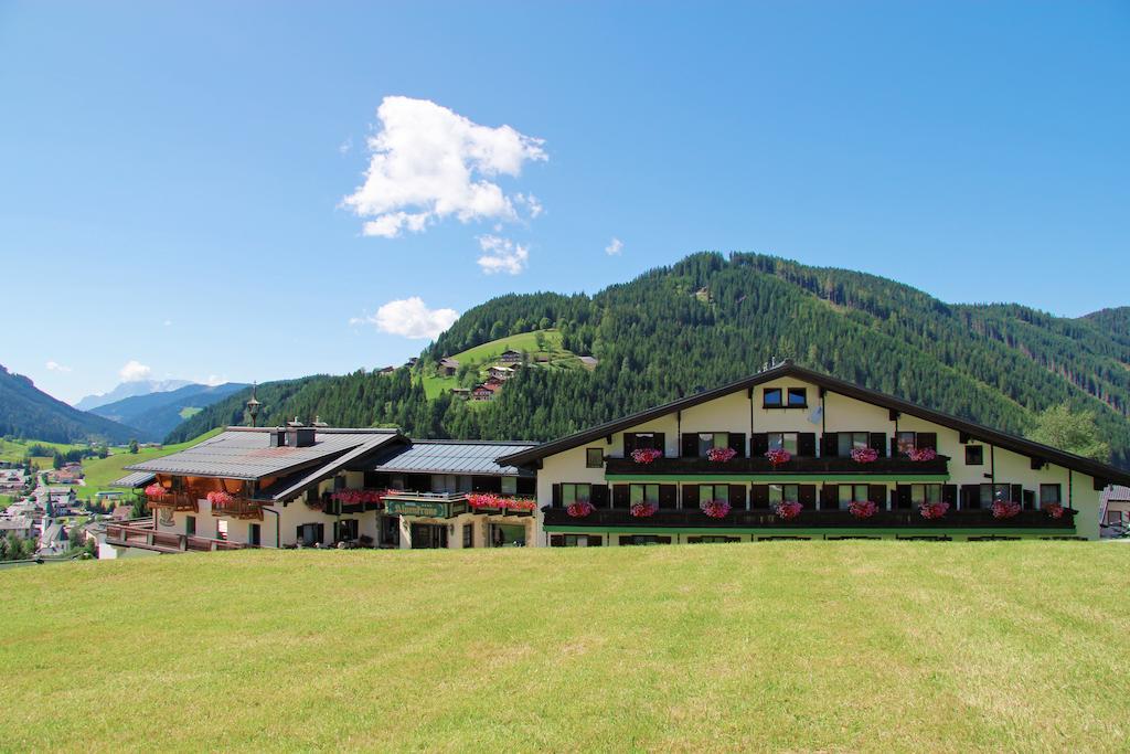 Hotel Alpenkrone Filzmoos Eksteriør bilde